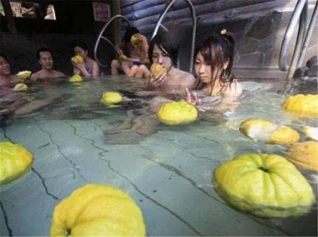 激情人妻啪啪的相关介绍