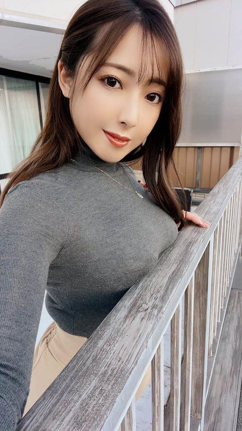 深层放松SPA必备｜精选按摩AV精油舒缓疲劳，搭配薰衣草精油与甜杏仁基底油