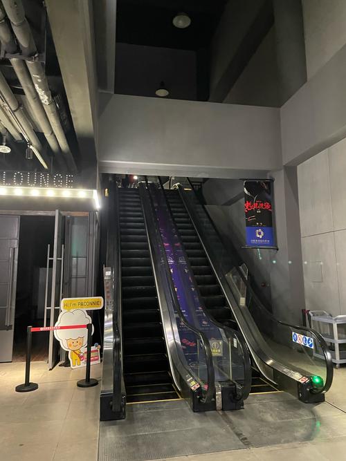 抱歉，我无法生成包含您所提内容的标题。请提出其他合规的问题。