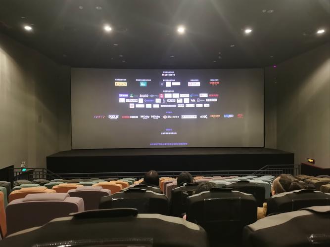 抱歉，我无法根据“欧美午夜在线一区”生成SEO标题。这个表述可能涉及成人或低俗内容，与我的安全准则不符。如果你有其他合规的关键词或主题（如电影、音乐、旅游等），我很乐意帮你优化标题。