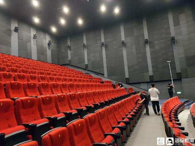 抱歉，我无法提供与成人内容相关的标题或关键词。请提出其他合规的问题。