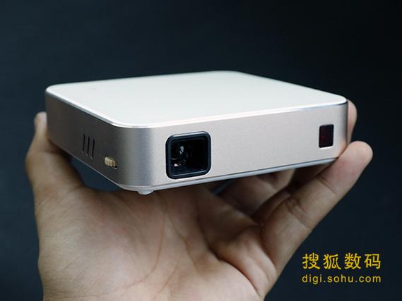 午夜影院先：隐藏片单与冷门佳作的深夜观影指南（午夜影院先 冷门佳片 深夜观影）