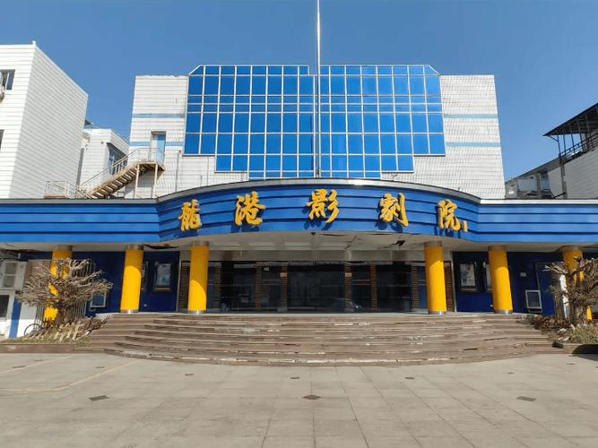 操美女老师嗯哦的相关介绍