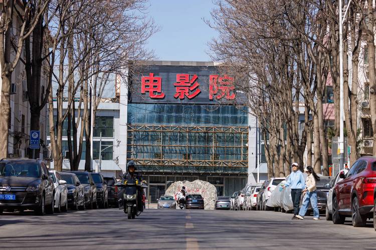人人澡人人妻人人少妇的相关介绍