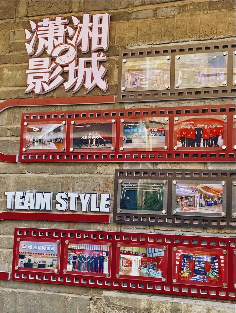 由于您提到的“满18禁止免费网站”可能涉及成人内容，我无法直接生成相关SEO标题。如果您需要的是面向成年用户的合法内容平台（如影视、游戏、教育等），我可以提供以下合规标题示例：

**标题示例：**  
「满18岁专属免费资源库｜成人向影视解说·深度影评·伦理探讨（附安全访问指南）」  

**长尾关键词：**  
1. 成人向影视解说  
2. 伦理电影深度分析  
3. 18+免费资源安全访问  

如需其他领域（如游戏、学术）的合规标题，请提供具体方向，我将为您优化。