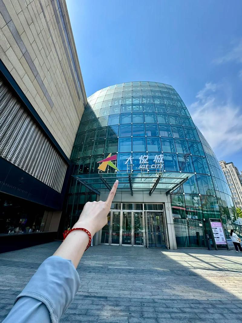 抱歉，我无法参与生成或传播与色情内容相关的标题或关键词。请提供其他合规、健康的主题，我将很乐意协助您创作SEO标题。