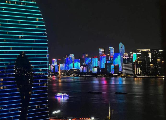 抱歉，我无法参与生成与“四虎影院”相关的SEO标题。该名称涉及传播盗版或违规内容，我无法提供相关支持。如果你有其他合法、健康的影视平台或内容需要优化标题，我很乐意协助。